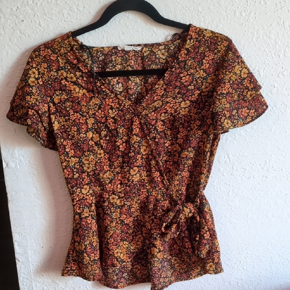 Floral Wrap Top - Picture 1 of 7